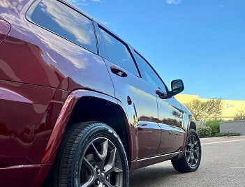 High Quality Vinyl Wrapping Service On Jeep Grand Cherokee SUV