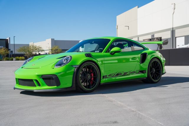 ☀️It’s never a bad day when the @porsche God’s Bless our eyes with a GT3 RS☀️

This 🦎Lizard Green GT3 RS🦎came in for our Track-Pack Coverage Option of @xpel Ultimate Plus Paint Protection Film. 

With Track Season in full-swing here in Arizona, we love seeing Customer’s Cars Protected while on Track!

🏁Keep and eye out this weekend to see our customer’s vehicles on Track at @arizonamotorsportspark🏁

📞📲Call or DM us today to book your vehicle for our Paint Protection Services!📞📲