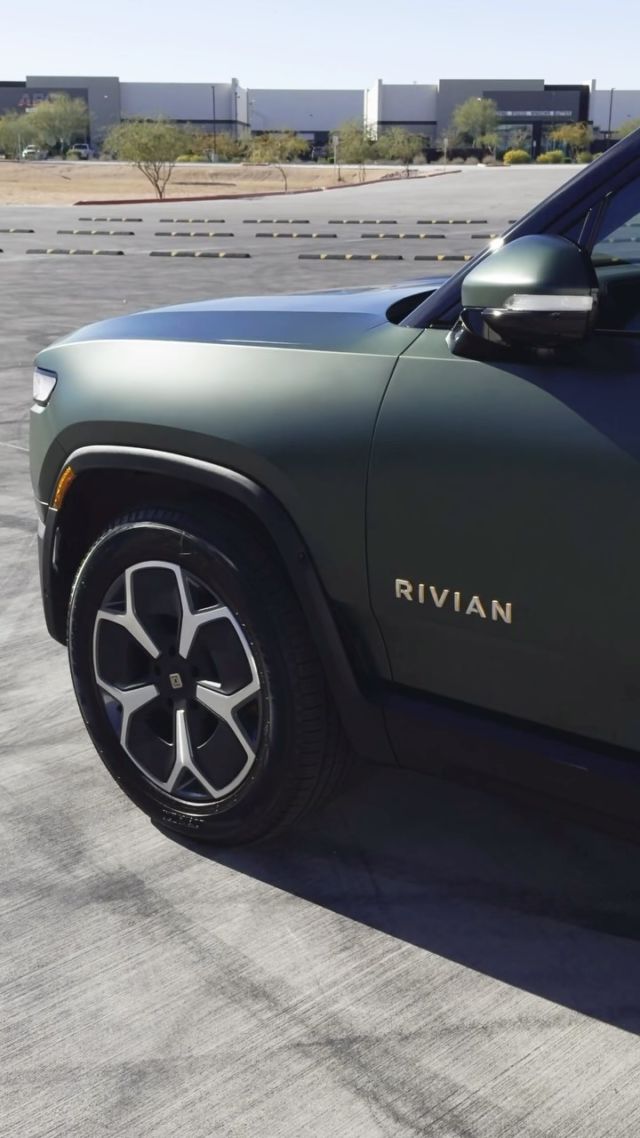 🛡️Which PPF Option do you prefer?🛡️

This Rivian R1S is rocking a Full-Body Coverage of @xpel Stealth Paint Protection Film. We think this choice looks excellent and we love seeing Customers choose Xpel’s Stealth film on SUVs as it gives them a more “stealthy” look!

What would your choice be?

Gloss or Stealth PPF?

#arizonacars #arizonacarscene #ppffilm #scottsdalecars #phoenixart #phoenixboats #arizonahighways