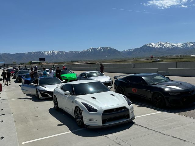 We took our #trackday adventures on the road this weekend. Along with 3 of our VIP from AZ, we hauled up to @utahmotorsportscampus @millermotorsportspark to run the west track under the renowned instruction of @chiefmcgov of “REV Performance” driving instruction. After turning laps until some tires were corded and gas tanks were empty, we concluded yet another successful track day session. With another date in the books of 5/25 (AMP, AZ) and again at UMC on 7/20. For more information on how to get involved, head to wedetailaz.com/drivingevent