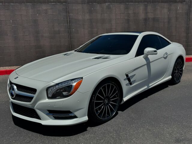 🇩🇪Ceramic Smooth XPEL Tough🛡️
This @mercedesbenz SL450 underwent our paint correction and ceramic coating. Starting with a chemical pre-rinse to decontaminate the painted surface. Next we clay bar the paint for an exfoliation treatment. Our team then wraps up the correction with a mild cut compound providing a color refining polish for a combined ~60% defect removal and ~100% gloss enhancement. The last step is a @feynlab ceramic ultra base coat applied to all body panels, plastic and painted trim backed by a 5-year warranty.
This customer also opted our Full-Front + Track Pack Coverage Option of @xpel Ultimate Plus Paint Protection Film. Our Track Pack Coverage Option offers additional protection on the roofline, pillars, lower door rockers, rock guard, and rear splash guard.
Looking to add similar protection to your vehicle?
Call or DM us today to book your Ceramic Coating and paint protection Appointment!
Az Auto Aesthetics
7613 E Ray Rd #114, Mesa, AZ
85212
Open:
M-F 8:30 to 6 pm
Sat 9 to 2 pm
https://wedetailaz.com
📞(480) 241-9324
#mercedes #feynlab #xpelultimateplus #ceramiccoatings