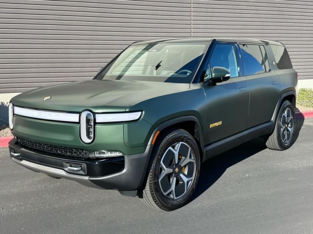 🌲We are loving the color on this 2023 Rivian R1S🌲

This 2023 Rivian R1S came in for our Full-Body Coverage of @xpel Stealth Paint Protection Film. This Film gives any color a Matte Finish with the Benefits of Paint Protection Film. 

The owner also opted for a Chrome Delete, 7-Window + Windshield Tint, and a Ceramic Top-Coat!

Like what you see?

📞📲 Call or DM us today to book your Vehicle for any of the above Services!📞📲

What are your thoughts?